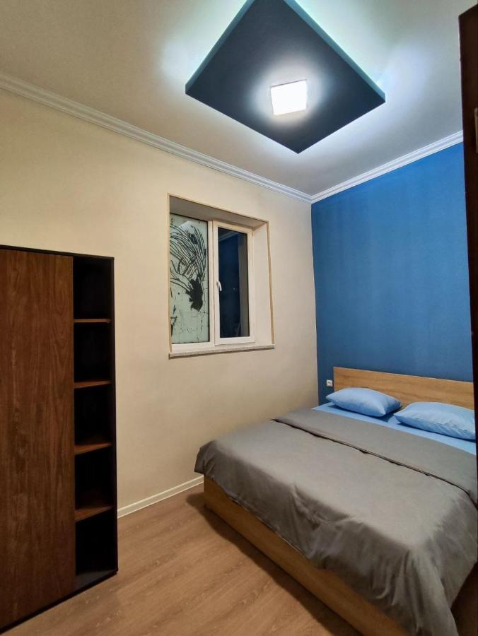 يريفان Guest House In The Small Center المظهر الخارجي الصورة