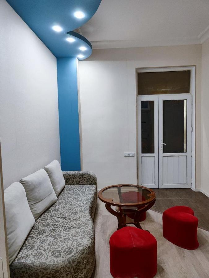 يريفان Guest House In The Small Center المظهر الخارجي الصورة